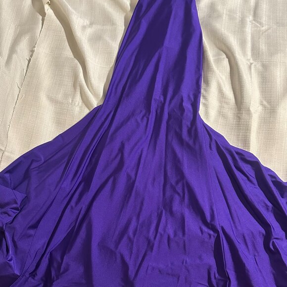 Dear Moon Deep Purple satin Prom Dress -Size 0- Elegant Trumpet Silhouette - Picture 8 of 8